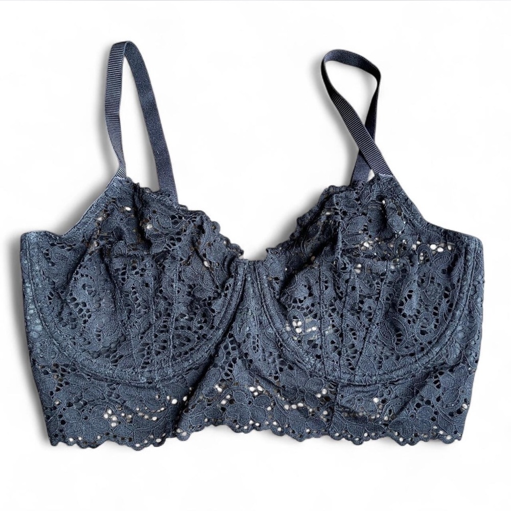 DKNY black lace unlined underwire bralette bra Size 38D